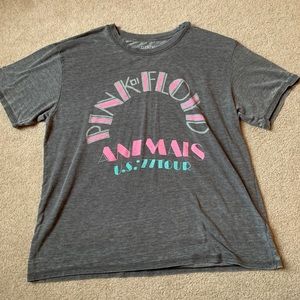 women’s pink floyd tee medium